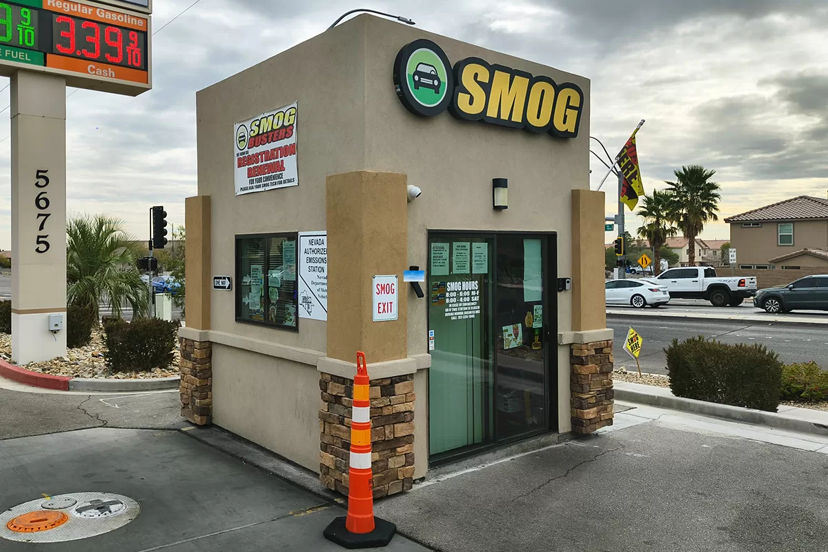 Smog Busters Grand Canyon & Russell Shop Photo